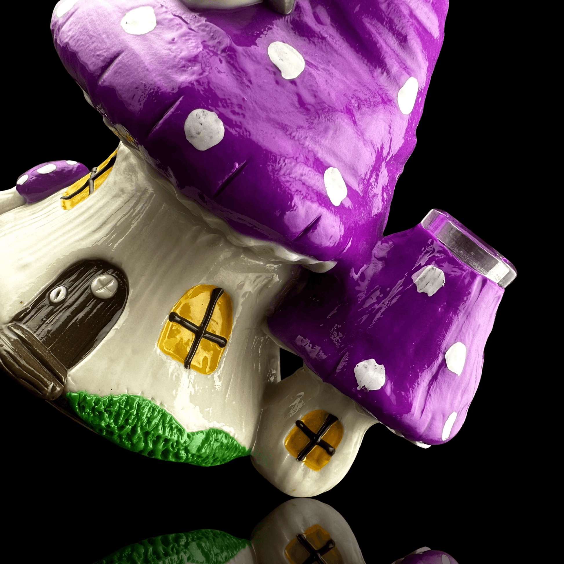 Purple Mushroom House Bong - Weed Subscription Box